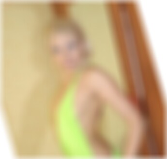 Unna Friends with Benefits Tammy